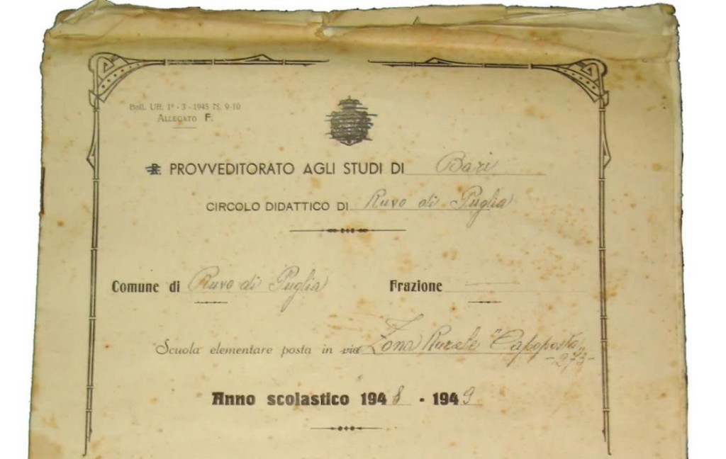 Archivio del I Circolo didattico di Ruvo di Puglia, Registri scolastici, Registro della classe mista in località "Capoposta", 1949.