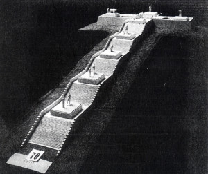 Fig. 1 Eugenio Baroni, Progetto di I grado per il concorso per il  monumento al Fante sul colle San Michele, 1920. Modello. Da “Cronache di Architettura”.